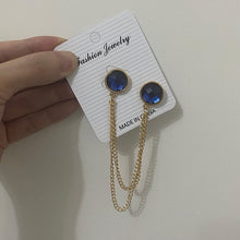 Load image into Gallery viewer, PEARL RHINESTONE MEN WOMEN JEWELRY PINS BROOCHES SHIRT BLOUSE TASSEL LAPEL PINS COLLAR NEEDLE METAL CHAIN BROOCHES ACCESSORIES
