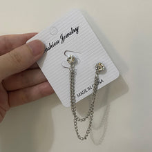 Load image into Gallery viewer, PEARL RHINESTONE MEN WOMEN JEWELRY PINS BROOCHES SHIRT BLOUSE TASSEL LAPEL PINS COLLAR NEEDLE METAL CHAIN BROOCHES ACCESSORIES
